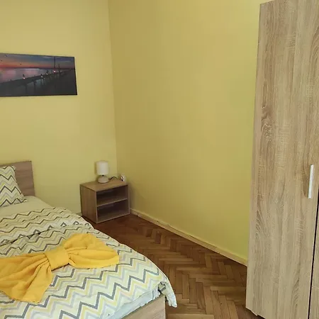 Стаи За Гости Дна